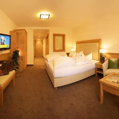 Dreisonnen Otel Serfaus